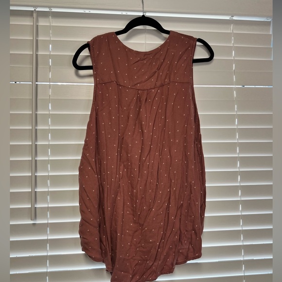 Marissas V-neck button down shirt with heart print - Picture 2 of 4